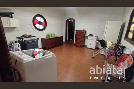5_photo/94ce54c2b1.6618d879b31b9a75-ATLAS-0f9f1d53-c2f1-4b06-99b5-df9cbd478867.jpg de casa à venda com 4 quartos, 400m² em Condomínio Iolanda, Taboão da Serra