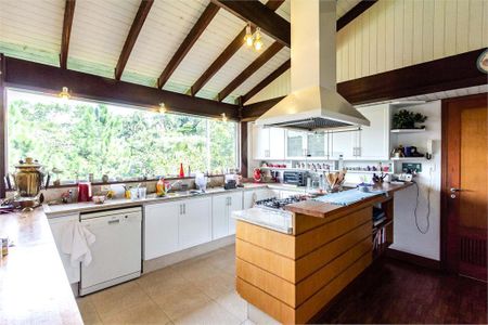 3_photo/94ce54c2b7.08798e92c4495a9b-ATLAS-a5ca7fdc-e9cf-454f-8ee4-e29ad949b444.jpg de casa à venda com 3 quartos, 600m² em Condomínio Iolanda, Taboão da Serra