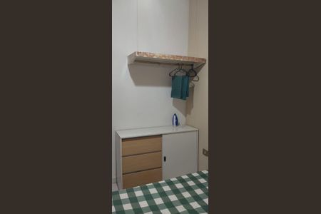 3_photo/94ce54c42d.bb2cfda027800a9a-ATLAS-4201aa16-e59a-4ee8-8134-2766c839e1cd.jpg de casa para alugar com 1 quarto, 25m² em Jardim dos Oliveiras, Embu das Artes