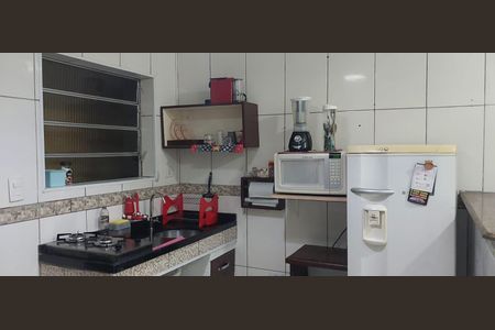 5_photo/94ce54c42d.bb2cfda027800a9a-ATLAS-9e9eb8f4-f69f-4d6b-9a51-c857368f0f8e.jpg de casa para alugar com 1 quarto, 25m² em Jardim dos Oliveiras, Embu das Artes