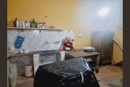 6_photo/94ce54c60d.d9f076d2edbf9077-ATLAS-0b4f726d-5c60-4e72-bdae-285a8c3ac213.jpg de casa à venda com 2 quartos, 340m² em Parque Esplanada, Embu das Artes