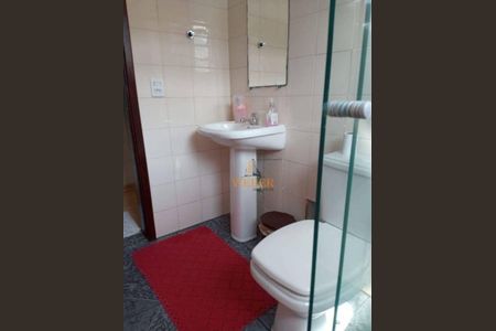 10_photo/94ce54cb53.04a823dc9d4d949a-ATLAS-6e0dbb62-1abd-464c-bc89-0e53b1dd4cf9.jpg de casa à venda com 3 quartos, 170m² em Jardim Vista Alegre, Embu das Artes