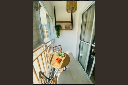 21_photo/94ce54cd9b.992fc175c41335e0-ATLAS-952e732c-5aec-4575-a76e-82a99ed3ee85.jpg de apartamento à venda com 2 quartos, 45m² em Jardim Vista Alegre, Embu das Artes