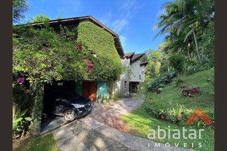 12_photo/94ce54d84b.0dba02f6e03a3679-ATLAS-e0b5a6c7-f2e3-4a95-bdf0-72042792b3f8.jpg de casa de condomínio à venda com 4 quartos, 624m² em Condomínio Iolanda, Taboão da Serra