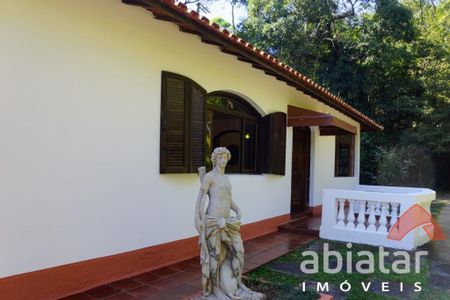 5_photo/94ce54d8e3.61df383ebc62b81a-ATLAS-49ab382a-c4ef-4aca-ad51-4c822c2f8ce5.jpg de casa à venda com 4 quartos, 2500m² em Jardim Novo Embu, Embu das Artes