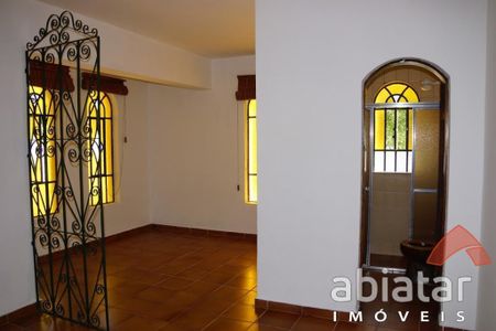 8_photo/94ce54d8e3.61df383ebc62b81a-ATLAS-d7dd9ff7-af45-456e-8a3a-91f904a5d0b7.jpg de casa à venda com 4 quartos, 2500m² em Jardim Novo Embu, Embu das Artes