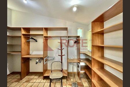 23_photo/94ce54d905.3949eb60e8e65e7a-ATLAS-30eea728-0c20-4e8a-aaab-b5a038ef3e7e.jpg de casa para alugar com 3 quartos, 466m² em Jardim Mimas, Embu das Artes