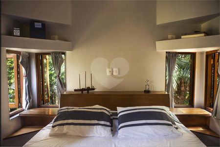 3_photo/94ce54d913.46ae6cbe0761d4fa-ATLAS-0e688b44-81b3-4a8f-bf13-2e5ce9823fc9.jpg de casa à venda com 3 quartos, 350m² em Gramado, Embu das Artes