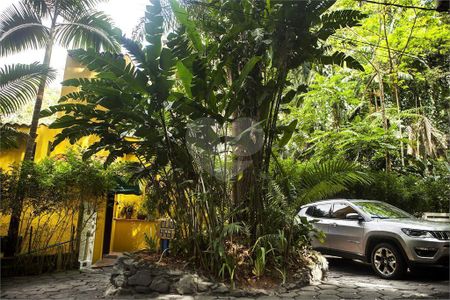 5_photo/94ce54d913.46ae6cbe0761d4fa-ATLAS-12cc7ca4-4aeb-41ff-8723-560cf4b0d1e5.jpg de casa à venda com 3 quartos, 350m² em Gramado, Embu das Artes