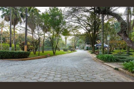 17_photo/94ce54d913.46ae6cbe0761d4fa-ATLAS-814c78d8-46e5-40ea-bc05-1dee2c43eaec.jpg de casa à venda com 3 quartos, 350m² em Gramado, Embu das Artes