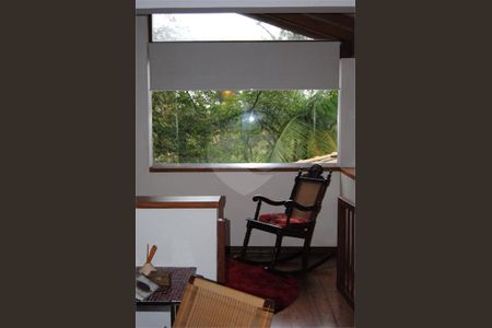 3_photo/94ce54d913.46ae6cbe0761d4fa-ATLAS-ac9c5aaa-6d80-4d9f-a77b-6356f99f4a2e.jpg de casa de condomínio à venda com 3 quartos, 400m² em Gramado, Embu das Artes