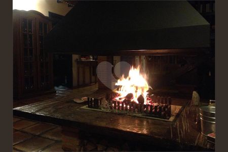 9_photo/94ce54d913.be31b5bde481aac2-ATLAS-fb25d4f7-78c1-4f5d-93b2-001c8db854c3.jpg de casa de condomínio à venda com 5 quartos, 379m² em Gramado, Embu das Artes