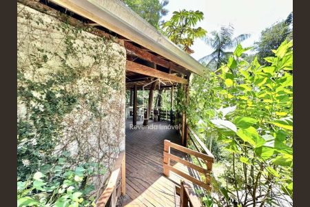 42_photo/94ce54d919.c004be0b05d3a304-ATLAS-3aca2598-fa45-4e7f-9a0c-a514e074aa31.jpg de casa à venda com 3 quartos, 485m² em Gramado, Embu das Artes