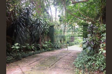 2_photo/94ce54d919.edf2212802869f81-ATLAS-0c2b0397-5a6d-41ff-9d9e-b054e0cb52ee.jpg de casa à venda com 0 quarto, 340m² em Jardim Novo Embu, Embu das Artes