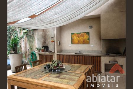 2_photo/94ce54d92b.ad6cb26ada8414aa-ATLAS-2cb8d06b-1a67-41b0-982f-f92b1ddebb0b.jpg de casa à venda com 4 quartos, 402m² em , Embu das Artes