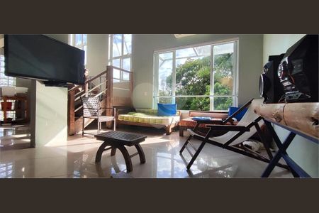 3_photo/94ce54debd.9f39219a54771795-ATLAS-e1aea386-8dc2-4ff8-bbd2-04590213130d.jpg de casa para alugar com 4 quartos, 396m² em Condomínio Iolanda, Taboão da Serra