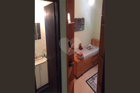 12_photo/94ce54df0f.cb4a3f4e1d4d223a-ATLAS-213243a9-83ab-480b-9672-48c2a67f0632.jpg de casa à venda com 6 quartos, 333m² em Condomínio Iolanda, Taboão da Serra