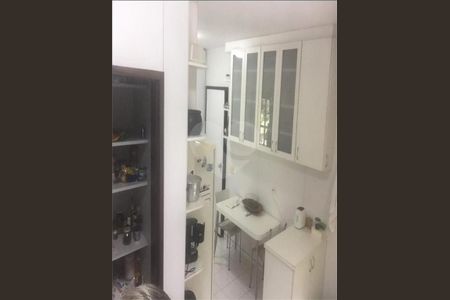 2_photo/94ce54df0f.cb4a3f4e1d4d223a-ATLAS-e5a60bf2-f3c2-43a0-9fc8-064a4e340bdf.jpg de casa à venda com 6 quartos, 333m² em Condomínio Iolanda, Taboão da Serra