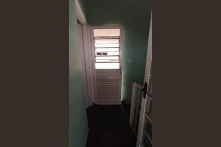 3_photo/94ce54e10f.9fde2b1beaf38236-ATLAS-5e8c7c3d-97b6-4699-bbb0-8f52cbf1c84b.jpg de casa à venda com 2 quartos, 73m² em Parque Laguna, Taboão da Serra