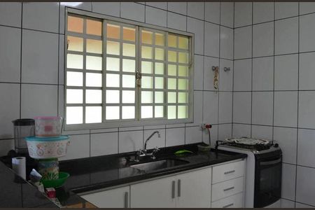 4_photo/94ce54e983.1c30879e3ee593f9-ATLAS-3dc25a8e-8265-41fd-8e62-30f9c698b65c.jpg de casa à venda com 3 quartos, 120m² em Jardim Saint Moritz, Taboão da Serra