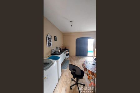 3_photo/94ce54e9cb.b63fb19834d8465e-ATLAS-d57c20b6-b2d3-413b-8d85-1e597843f3ef.jpg de casa à venda com 3 quartos, 194m² em Vila Francisco Remeikis, Taboão da Serra