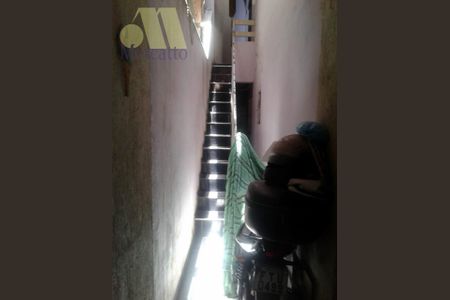 9_photo/94ce54ea4b.c27bb358fc36071b-ATLAS-6c99eef9-d02f-4152-b11b-54a11e4f5c3a.jpg de casa à venda com 3 quartos, 150m² em Jardim Saint Moritz, Taboão da Serra