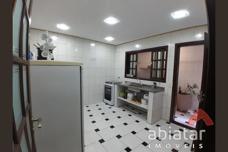 5_photo/94ce54ebfb.f7b46fd9919be053-ATLAS-20541881-7456-4896-9b3d-7dad348e4e5b.jpg de casa à venda com 3 quartos, m² em Jardim Saint Moritz, Taboão da Serra