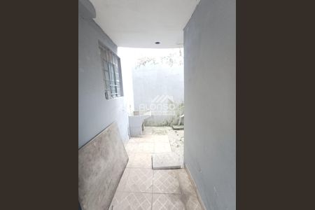 5_photo/94ce54ec53.ceff8192393c33de-ATLAS-e246d5f7-0c6d-41c7-a2dc-d90be66dbfd7.jpg de casa para alugar com 1 quarto, 100m² em Jardim Salete, Taboão da Serra