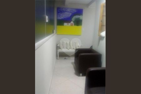 10_photo/94ce54ecbd.0e5883cd31689f99-ATLAS-e6ae2908-8409-4e8d-98ff-623bcbc095d4.jpg de casa à venda com 4 quartos, 82m² em Jardim Saint Moritz, Taboão da Serra