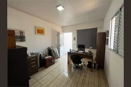 7_photo/94ce54ed03.54aece7605d3c183-ATLAS-bf574b8d-9f5b-47d3-bc55-131d1c2de7cf.jpg de casa à venda com 4 quartos, 250m² em Jardim Salete, Taboão da Serra