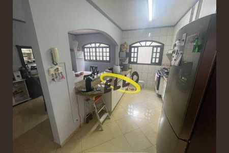 9_photo/94ce54ed1d.e9744f0b397a6472-ATLAS-2d4b8c3e-dffc-4b57-9e55-d567631f4484.jpg de casa à venda com 2 quartos, 187m² em Jardim Salete, Taboão da Serra