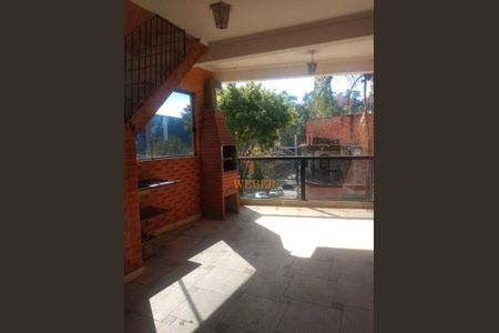 4_photo/94ce54eeb9.f279df7ab7105e24-ATLAS-64a3a16f-75d2-4786-a10a-4458c4e2ed7c.jpg de casa à venda com 2 quartos, 289m² em Jardim Saint Moritz, Taboão da Serra