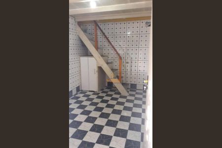 7_photo/94ce54eec7.cb4a3f4e1d4d223a-ATLAS-e75601af-9828-4821-9e2a-9b806088845a.jpg de casa à venda com 1 quarto, 105m² em Jardim Saint Moritz, Taboão da Serra