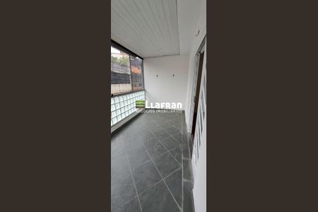 25_photo/94ce54eecd.ceff8192393c33de-ATLAS-134f2b2c-57d8-4488-9d4f-ea7fc3a7c129.jpg de casa à venda com 3 quartos, 117m² em Jardim Saint Moritz, Taboão da Serra