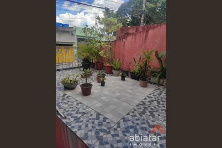 3_photo/94ce54f525.df2406aa61ba3211-ATLAS-65d7b9c8-e4ef-4ca2-92ed-818eeda3b975.jpg de casa à venda com 3 quartos, 250m² em Jardim Santa Cecilia, Taboão da Serra