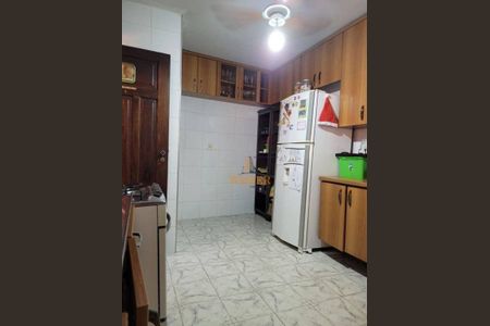 10_photo/94ce54f71b.9165137a5b75ccfe-ATLAS-2e0d6fb7-c64f-488f-bafb-051d439bff6f.jpg de casa à venda com 3 quartos, 106m² em Jardim Tres Marias, Taboão da Serra