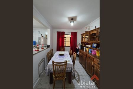11_photo/94ce54f7b9.c73b78bac5a2f3b6-ATLAS-37da1720-b076-41ca-a25a-1252d47cb2cf.jpg de casa à venda com 1 quarto, 136m² em Jardim Tres Marias, Taboão da Serra