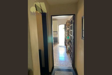 5_photo/94ce54f7ed.cd9825838d209f48-ATLAS-6c480e2b-db10-4378-8917-896f46c0b1b3.jpg de casa à venda com 2 quartos, 120m² em Jardim Mirna, Taboão da Serra