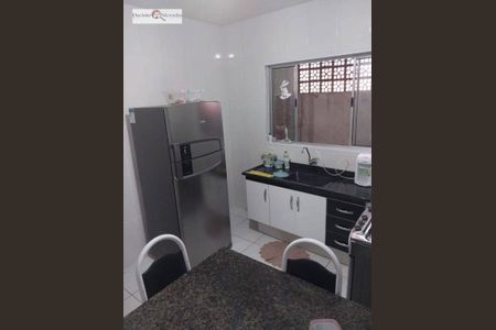 5_photo/94ce54ff6b.1c5ee5b12bdcf8f7-ATLAS-2a56b9a6-a54b-47f8-bd8c-6ca65d9e5c85.jpg de casa à venda com 3 quartos, 140m² em Jardim Raposo Tavares, São Paulo