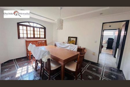 3_photo/94ce550543.1dc5d80a4db1d06c-ATLAS-68ebe7bd-9d3b-438d-b647-62b57e1da10e.jpg de casa à venda com 3 quartos, 250m² em Parque Ipe, São Paulo