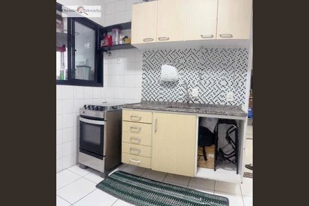 12_photo/94ce55101f.c27bb358fc36071b-ATLAS-e850b9fc-4c15-4a2e-ada2-4e28ecc9bc30.jpg de casa à venda com 2 quartos, 71m² em Parque Ipe, São Paulo