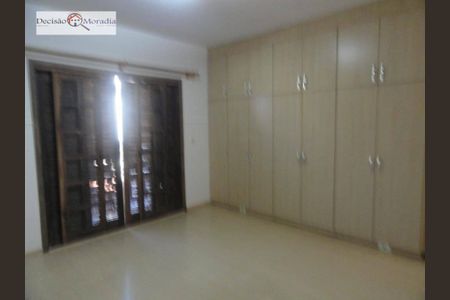 30_photo/94ce551aa9.4540318967139590-ATLAS-1b828fba-856e-438b-9f35-e8e25a7f1f5e.jpg de casa à venda com 3 quartos, 300m² em Parque Ipe, São Paulo