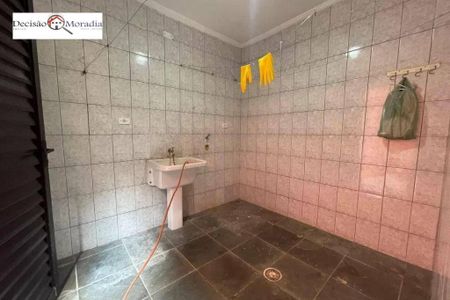 28_photo/94ce551bf9.035dedb4d4b478f9-ATLAS-e1a7598a-b193-4784-9dc1-129c64fb4b9e.jpg de casa à venda com 4 quartos, 136m² em Parque Ipe, São Paulo