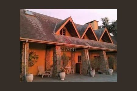 11_photo/94ce552a5b.9612c2c0390caf5f-ATLAS-9bc8d12e-9934-4f1a-80b9-ac68b8458249.jpg de casa à venda com 3 quartos, 350m² em Gramado, Cotia