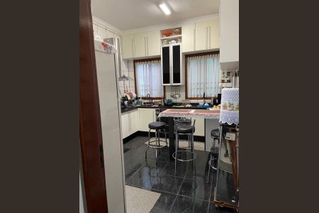 27_photo/94ce552b1b.461d42f4ca67fa43-ATLAS-3c17e8c9-ce10-418a-adbd-bf759680c2ae.jpg de casa à venda com 4 quartos, 314m² em Jardim Barbacena, Cotia