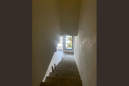 2_photo/94ce552b7f.7a802cfb1ffc346d-ATLAS-082e497e-d297-4d6c-9fbf-62f2c8e229e5.jpg de casa à venda com 3 quartos, 315m² em Jardim Barbacena, Cotia