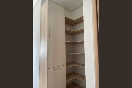 10_photo/94ce552b7f.7a802cfb1ffc346d-ATLAS-41f5d41b-f78c-4a63-938f-4e075ded35c0.jpg de casa à venda com 3 quartos, 315m² em Jardim Barbacena, Cotia