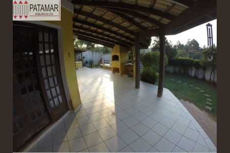 2_photo/94ce552b9b.9612c2c0390caf5f-ATLAS-0d22ce06-6111-4bbc-9b26-b0a4bbccceab.jpg de casa à venda com 3 quartos, 350m² em Jardim Barbacena, Cotia