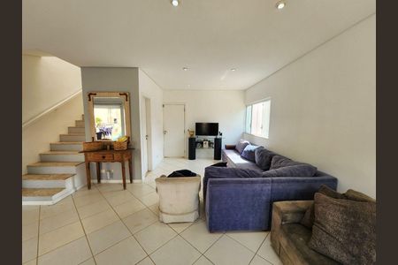 11_photo/94ce552ba7.7a37549eceeba21f-ATLAS-75b2e72e-2a1f-46c8-b684-b2c77f4d1985.jpg de casa à venda com 3 quartos, 349m² em Gramado, Cotia