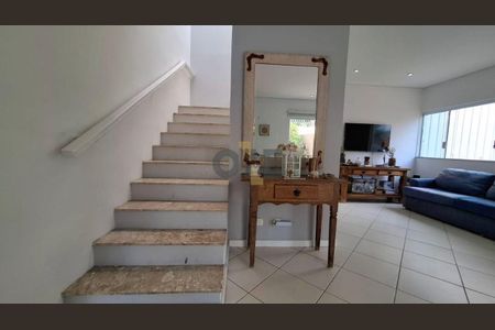 9_photo/94ce552ba7.7a37549eceeba21f-ATLAS-d49c2a1d-59d4-46bc-b039-f12f7cb3a8a2.jpg de casa à venda com 3 quartos, 349m² em Gramado, Cotia